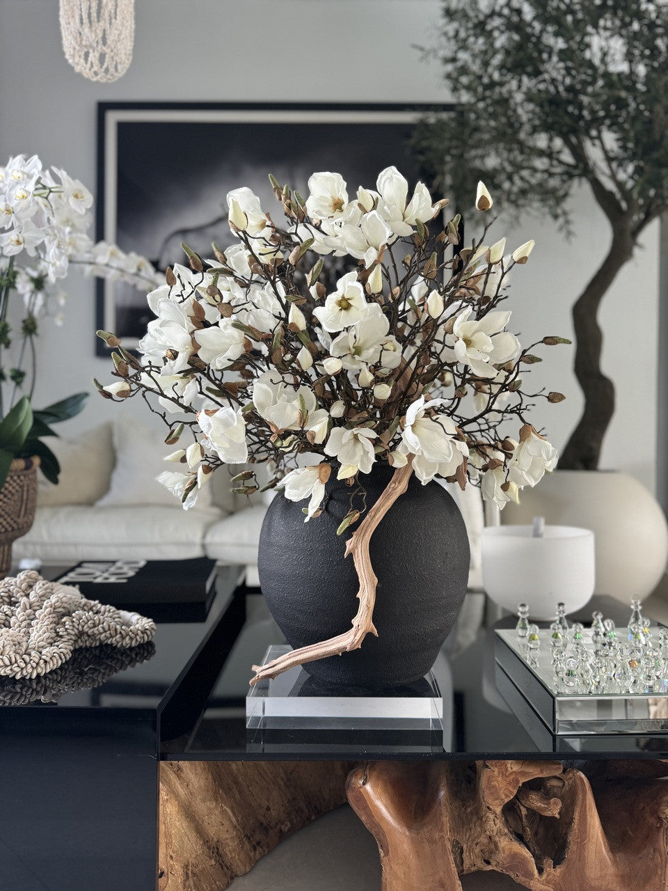 Black Konos Vase with White Magnolias