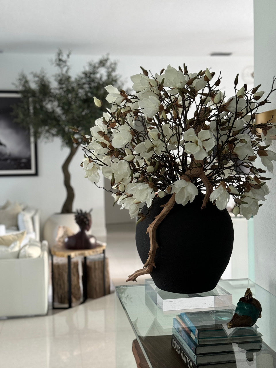 Black Konos Vase with White Magnolias