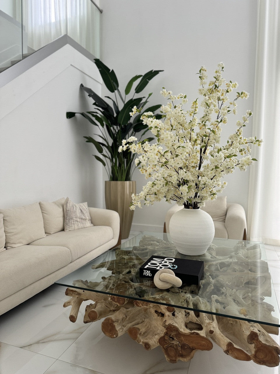 Konos Vase with Cherry Blossoms