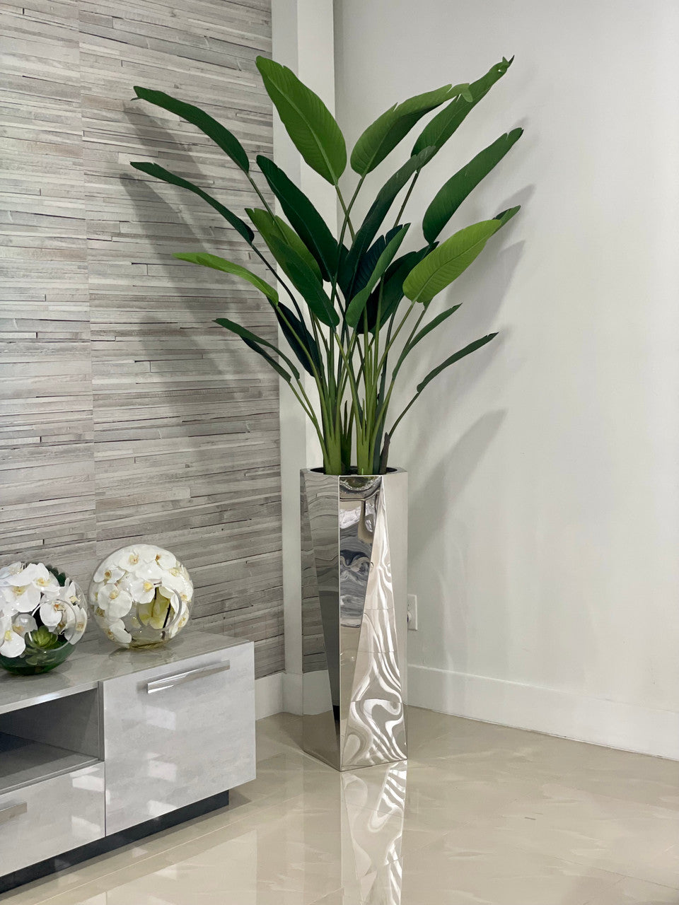 Stainless Prism Planter with Bird of Paradise (7′)