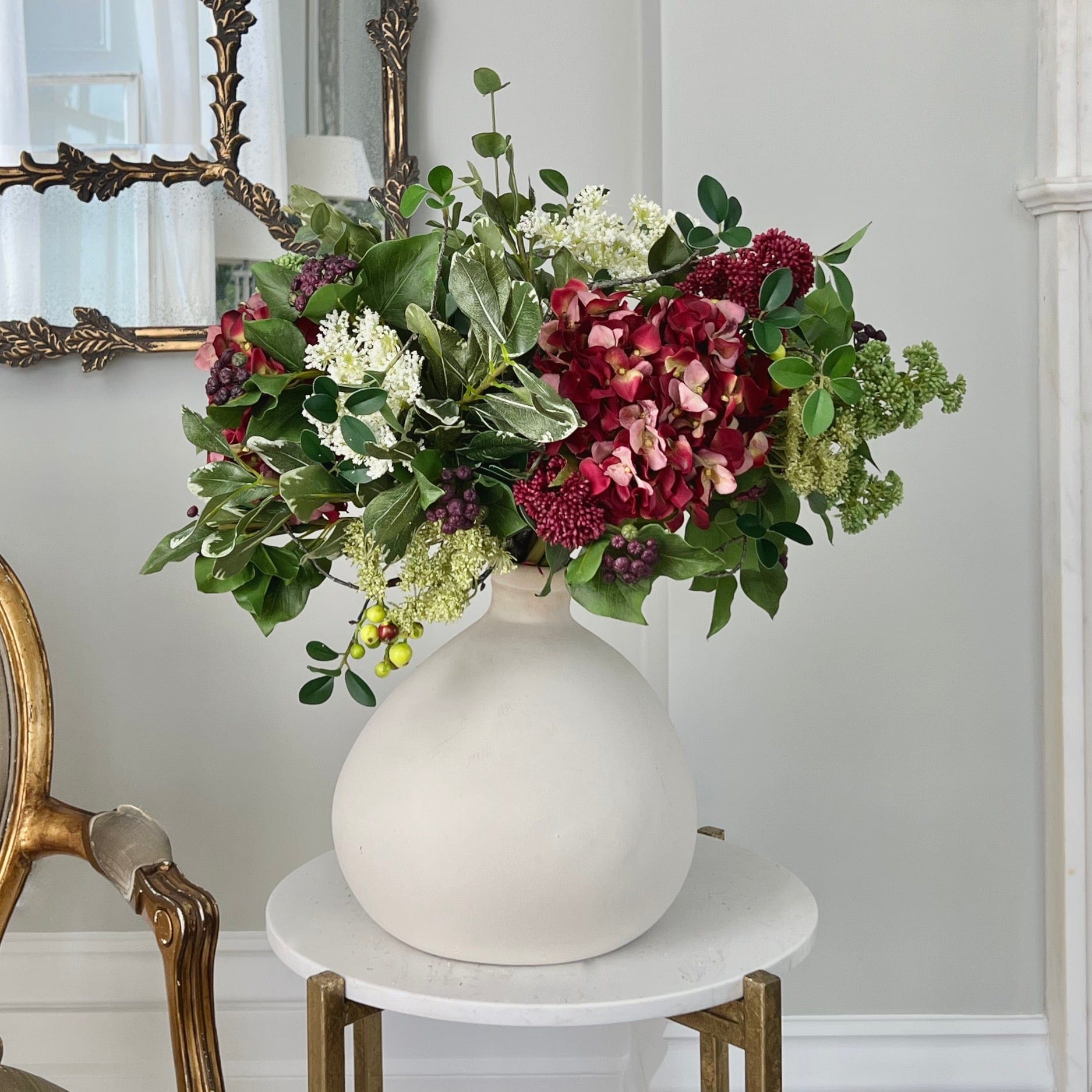 Red Autumnal Aura Bouquet