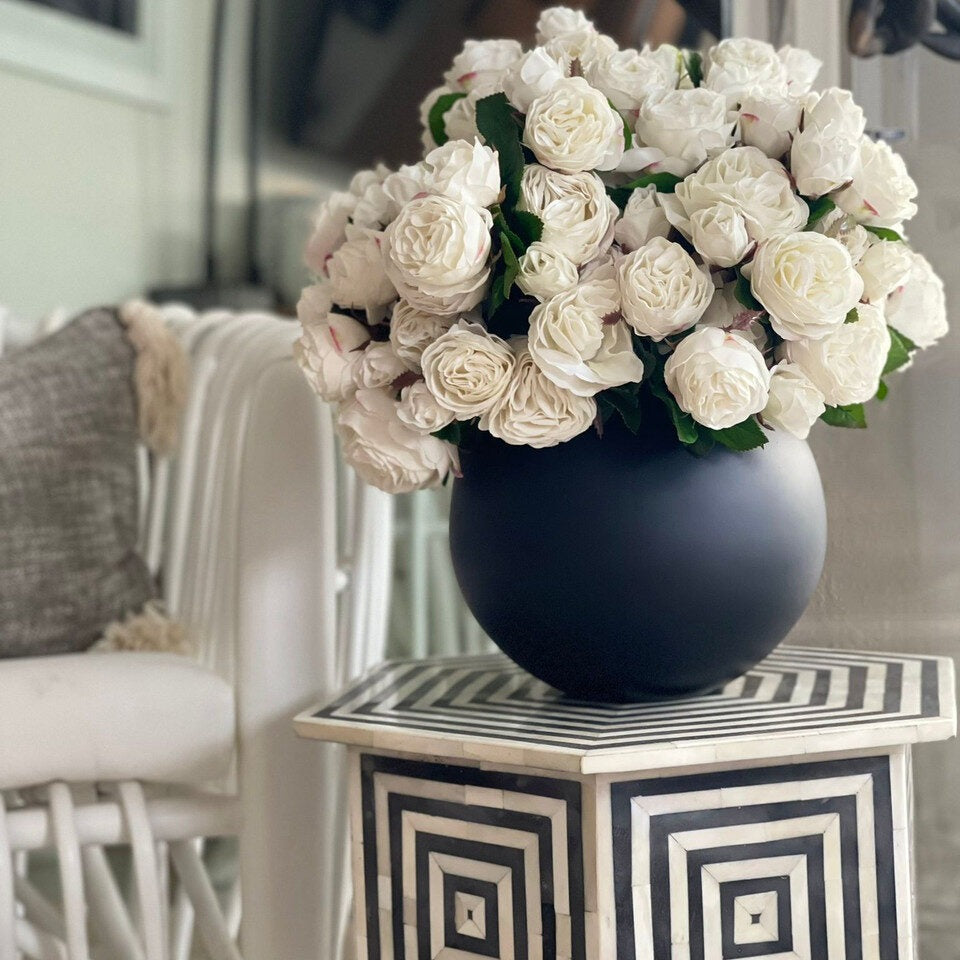 English Roses in Matte Black Fishbowl Vase